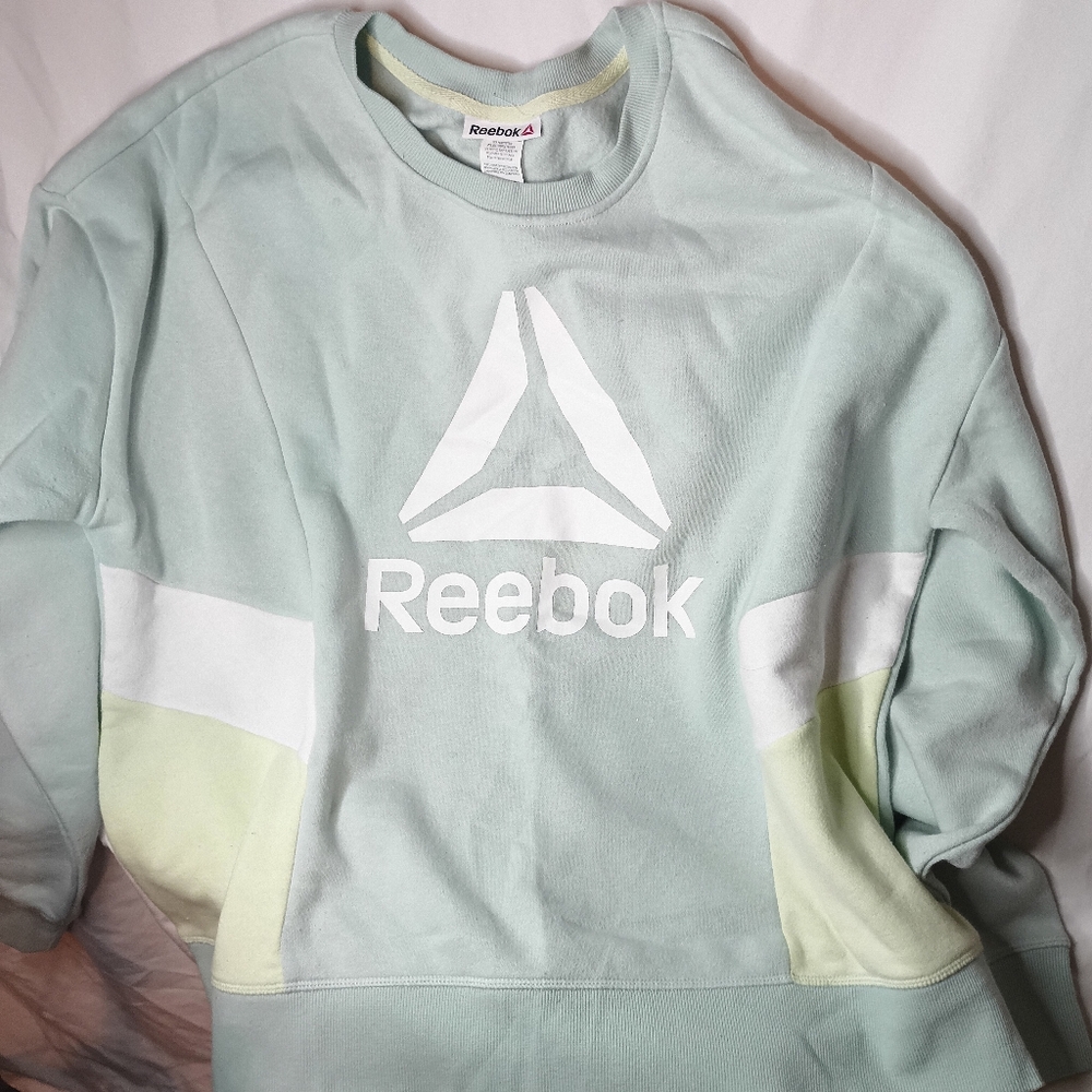Reebok sweatshirt